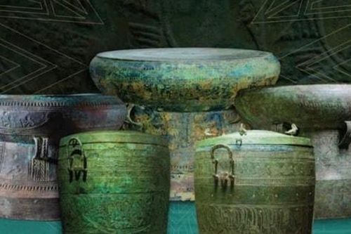 Trưng bày 36 hiện vật tiêu biểu thời kỳ Đông Sơn