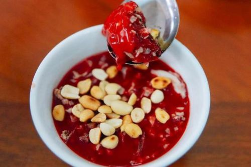 Vì sao tiết canh lọt 'top 100 món ăn tệ nhất thế giới'?