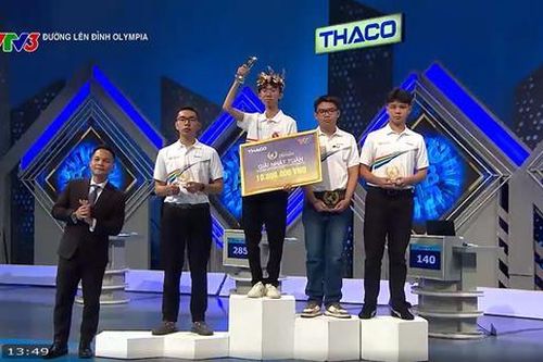 Đường Lên Đỉnh Olympia: Nam sinh THPT Thạch Thất giành chiến thắng với 285 điểm