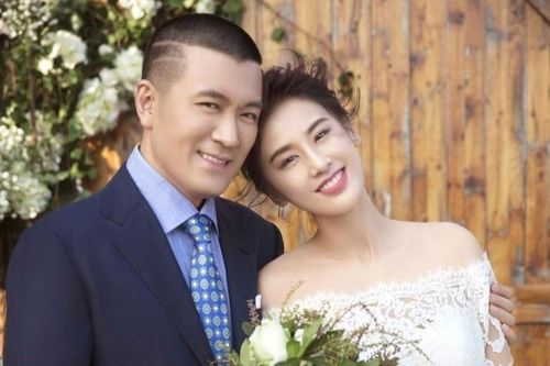 Dương Tử khóc lóc cầu xin vợ tái hợp