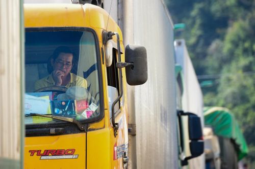 Hiệp hội logistics: Giới hạn số giờ lái xe làm giảm thu nhập tài xế