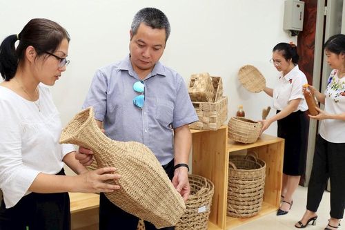 Động lực mới cho phát triển làng nghề Hà Nội