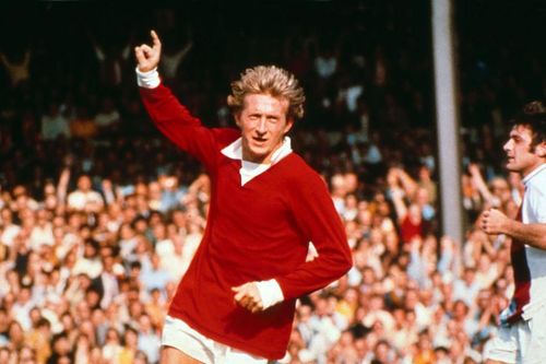 Huyền thoại MU Denis Law: Siêu sao ballet ghi bàn với phong cách hào hoa