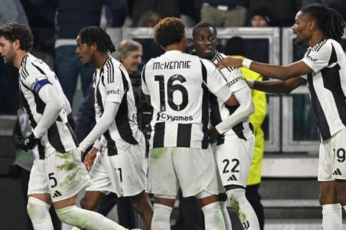 Juventus, Napoli chung niềm vui chiến thắng ở Serie A