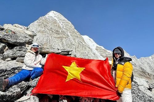 Hành trình hy vọng của người phụ nữ Việt Nam từ đỉnh Kala Patthar
