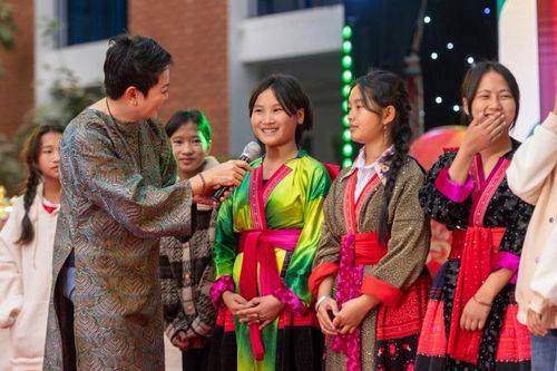 Xúc động từ câu chuyện nhân văn của Tết sẻ chia