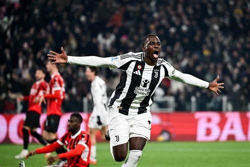 Juventus hạ đẹp Milan, cựu sao MU giúp Napoli thắng kịch tính