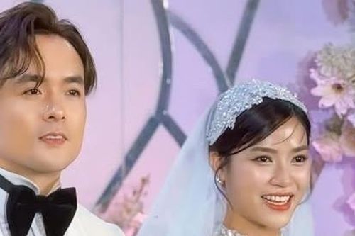 Anh Đào 'Gặp em ngày nắng' rạng ngời bên chồng cao 1,84m trong ngày cưới