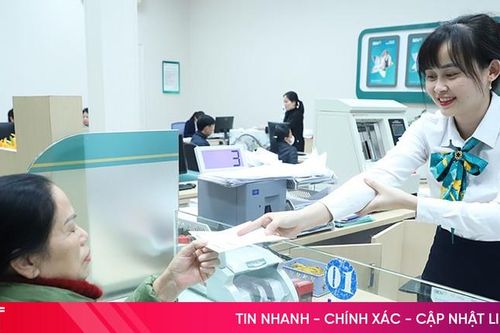 Nhờ ngân hàng số, giao dịch trực tiếp về tiền mặt dịp cận Tết giảm mạnh