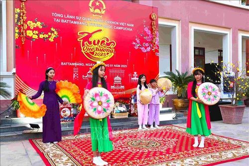 Tết sớm của cộng đồng người gốc Việt ở Tây Bắc Campuchia