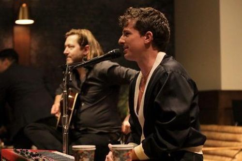 Charlie Puth tạm biệt