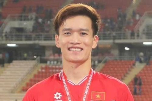 Sự bất công với tiền vệ Hoàng Đức