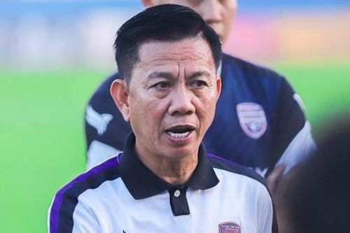 Sai lầm khiến HLV Hoàng Anh Tuấn mất việc