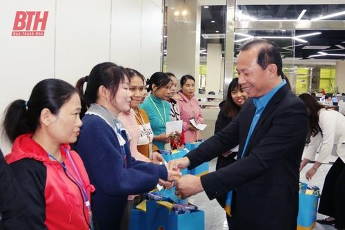 Truyền hình trực tiếp 'Tết Sum vầy - Xuân ơn Đảng'
