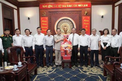 Bí thư Tỉnh ủy An Giang Lê Hồng Quang thăm, chúc Tết tại TP. Hồ Chí Minh