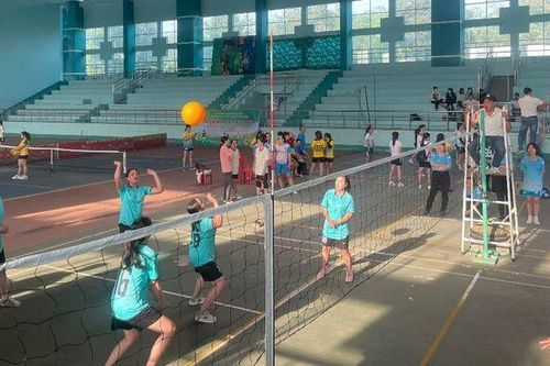 Thoại Sơn tổ chức giải bóng chuyền hơi nữ mừng Đảng - mừng Xuân