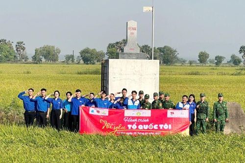 Tổ chức chương trình 'Xuân biên giới - Tết yêu thương' tại xã Lạc Quới