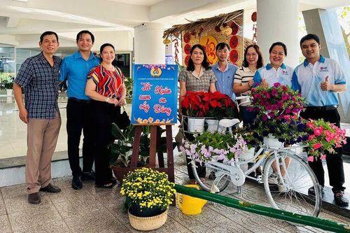 Tết đong đầy ý nghĩa cho người lao động