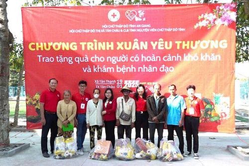 Ấm áp chương trình chợ '0 đồng'