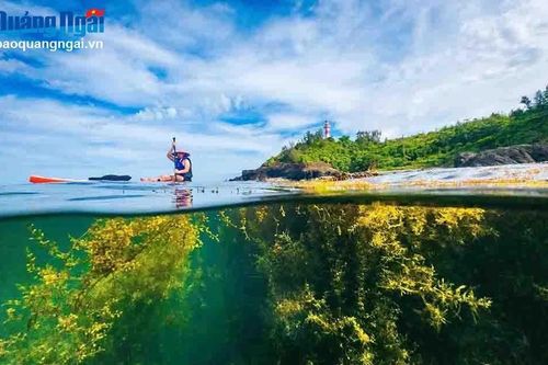 Viên ngọc bên bờ Biển Đông