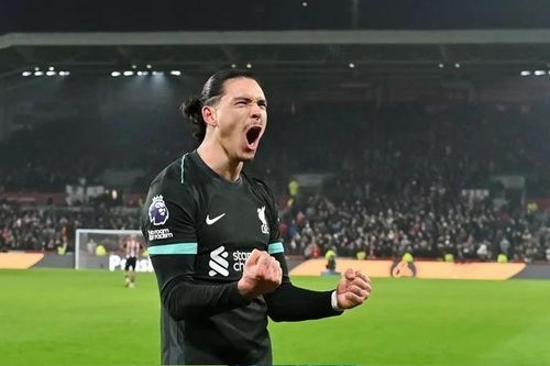 Cú đúp muộn của Darwin Nunez giúp Liverpool nhấn chìm Brentford