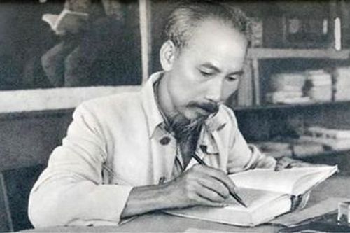 Năm Ất Tỵ, Bác Hồ viết bản Di chúc đầu tiên