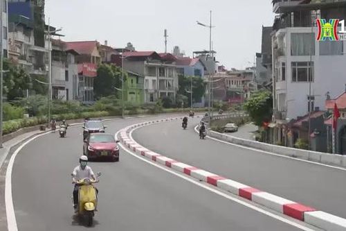 Hà Nội cấm nhiều phương tiện qua đường Âu Cơ từ 20/1