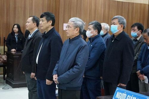 Tuyên phạt cựu Bí thư Tỉnh ủy Thanh Hóa Trịnh Văn Chiến 30 tháng tù treo