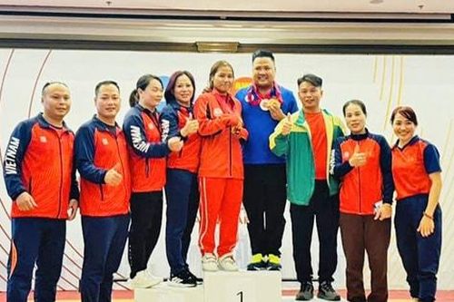Cử tạ Việt Nam nỗ lực lấy lại vị thế