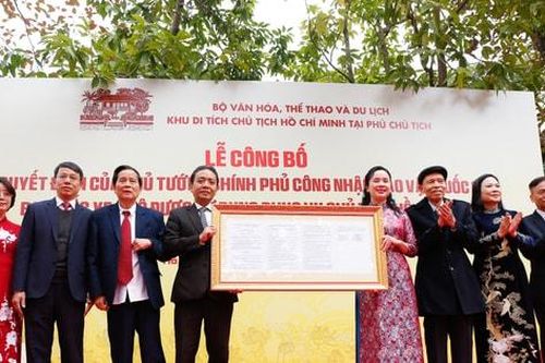 Công nhận 3 chiếc xe ô tô Chủ tịch Hồ Chí Minh từng sử dụng là Bảo vật quốc gia