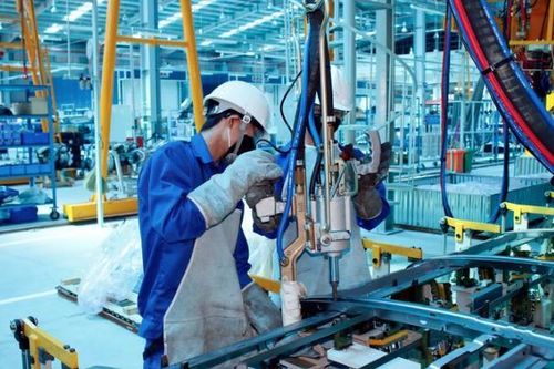 Hàng triệu lao động nên cập nhật các bước tính thuế thu nhập cá nhân đối với tiền thưởng Tết