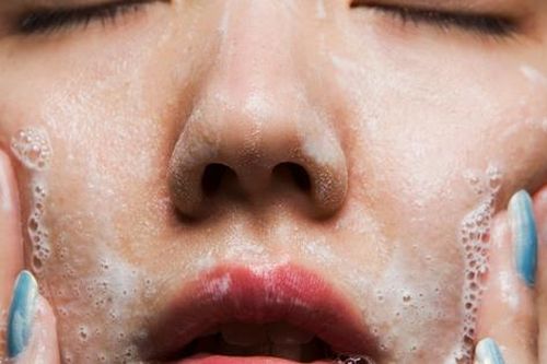 Cách lựa chọn sữa rửa mặt
