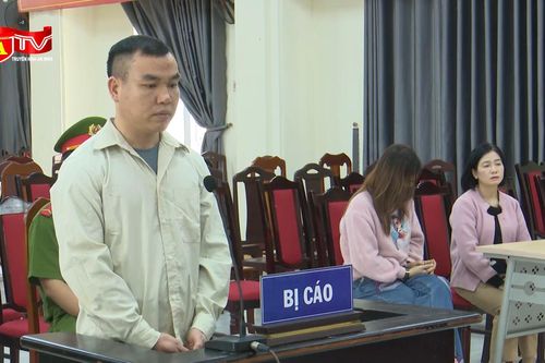 Kẻ chuyên cướp giật dây chuyền của người đi đường lĩnh án