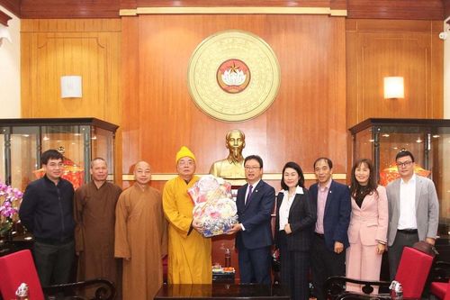 Nhiều đoàn đại biểu tôn giáo thăm, chúc Tết UBTƯ MTTQ Việt Nam