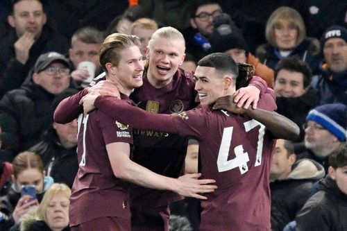 Man City vùi dập Ipswich 6-0