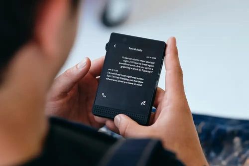 Tính năng không thể bị loại bỏ trên smartphone