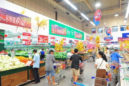 Bị nhắc nhở vệ sinh an toàn thực phẩm, siêu thị ở TP.HCM nói gì?