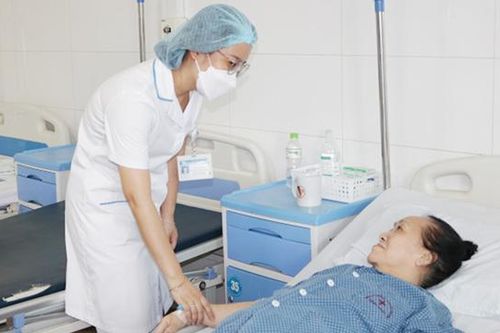 Cao điểm truyền thông kỷ niệm 70 năm Ngày Thầy thuốc Việt Nam