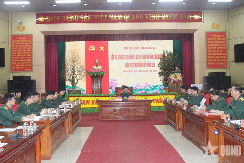 Bộ tư lệnh Quân khu 4 kiểm tra, chúc Tết tại tỉnh Quảng Bình