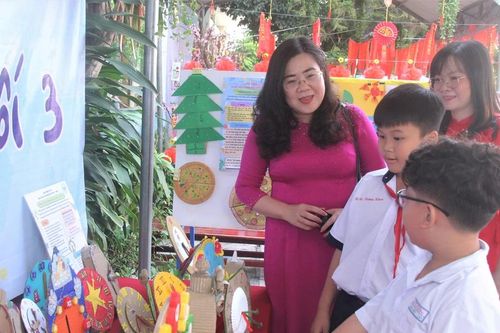 Học sinh tiểu học TPHCM hào hứng với Ngày hội STEM