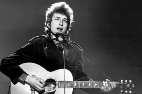 Bán đấu giá nhiều món đồ của huyền thoại âm nhạc Mỹ Bob Dylan