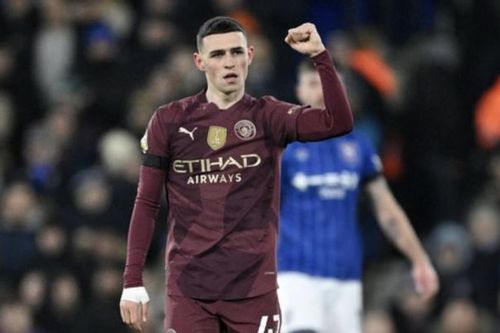 Thắng hủy diệt Ipswich, Man City trở lại Top 4 Ngoại hạng Anh 2024/25