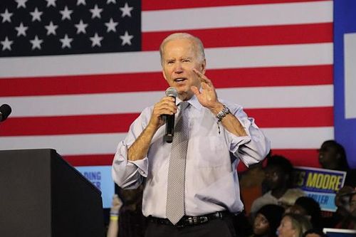 Ông Biden kêu gọi người Mỹ 'giữ vững niềm tin' trong ngày cuối làm Tổng thống