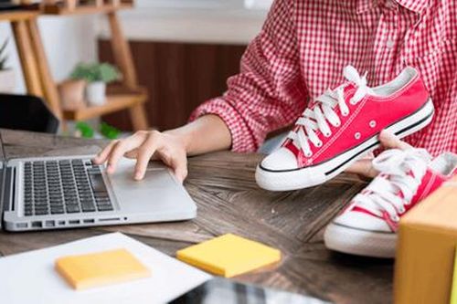 Bộ Công Thương đề xuất quy định mới quản hàng triệu người bán hàng online