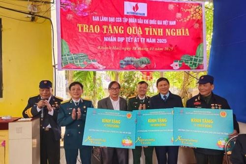 Hội CCB PVFCCo thăm, tặng quà CCB có hoàn cảnh khó khăn tại Ninh Bình và Thanh Hóa