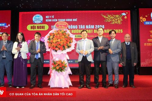 Bệnh viện Trung ương Huế đứng trong top 3 cả nước về phẫu thuật và điều trị