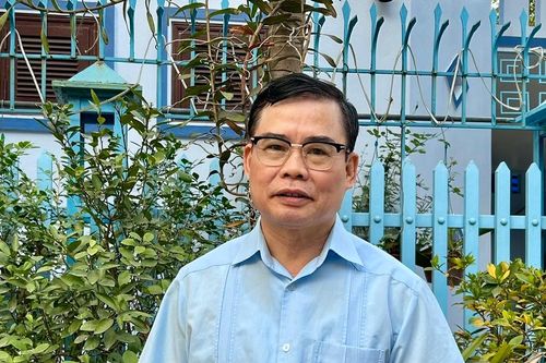 Nhà thơ Văn Diên và hành trình gieo mầm yêu thương qua thơ