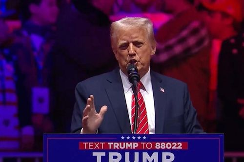 Ông Trump thề ngăn Thế chiến Ba, hứa ban bố tư liệu vụ ám sát Tổng thống Kennedy