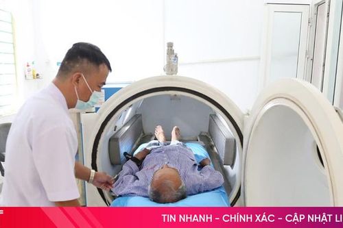 Vượt khó vươn tầm trong lĩnh vực y học cổ truyền