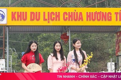 Xuân sớm trên đỉnh chùa Hương - Hà Tĩnh